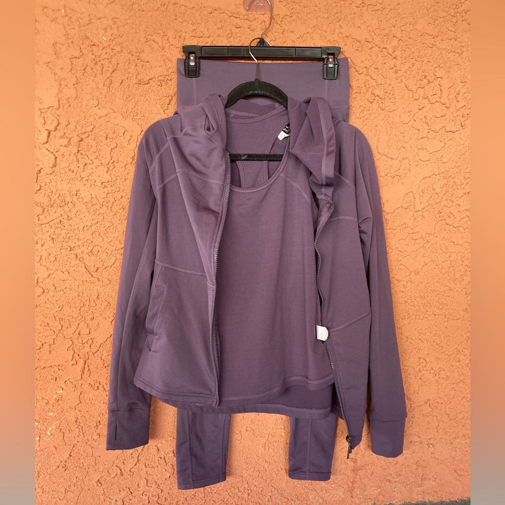 Size S set leggings, top & jacket